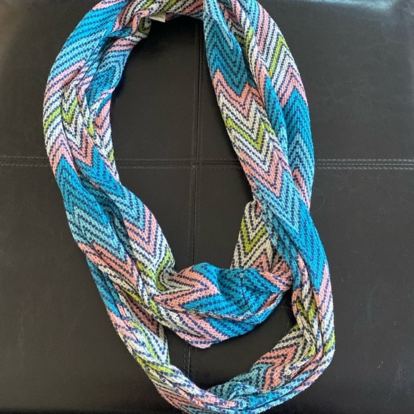 Accessories - Boho Chevron Infinity Scarf | Teal Pink Blue Lightweight Knit